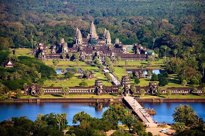 Tour privado de Angkor Wat desde Siem Reap 2024